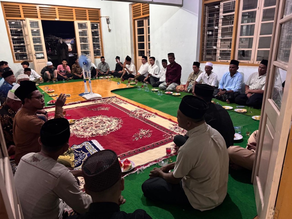 PENGAJIAN RUTIN MINGGUAN ( PEMUDA DESA DAYAH MUARA )